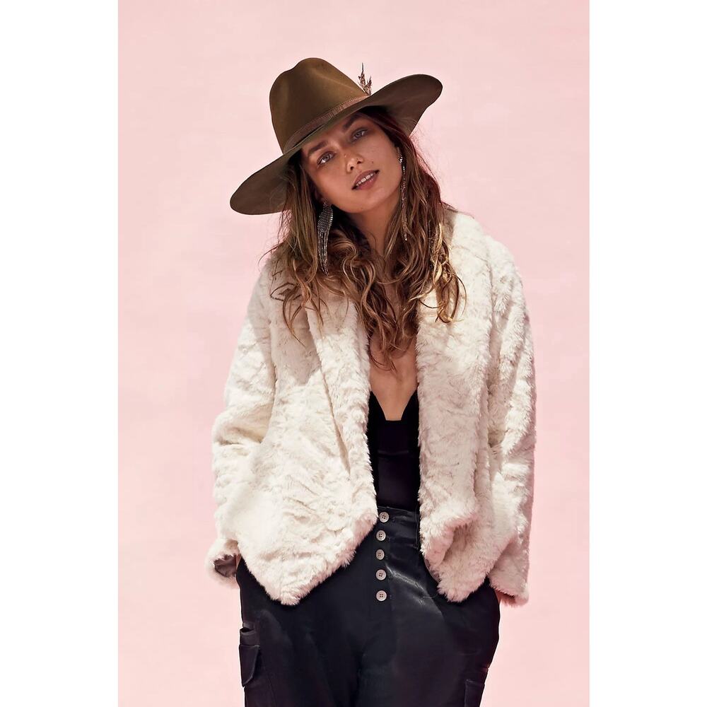 Free People Faux Fur Coat Cream Boho Aztec Lining Lining Small
